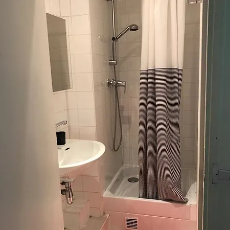 Guest house Les Marronniers Paris
