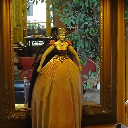 Les Marronniers Guest house *